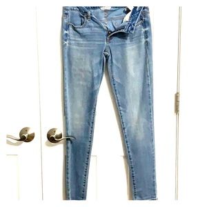 American Eagle Super Stretch Jegging